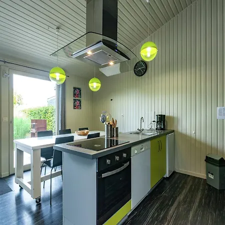 In Bullingen For 6 Person Chalet *