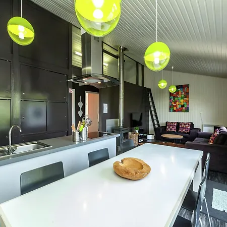 Boutique In B Llingen Near Chalet *